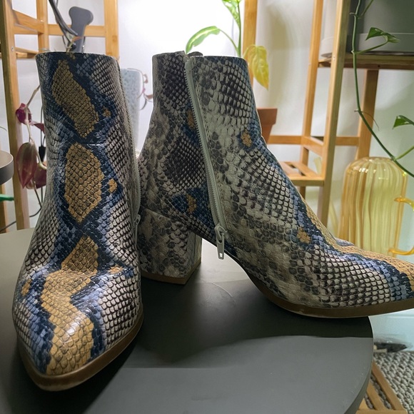 Steve Madden Snakeskin Booties - Picture 2 of 4